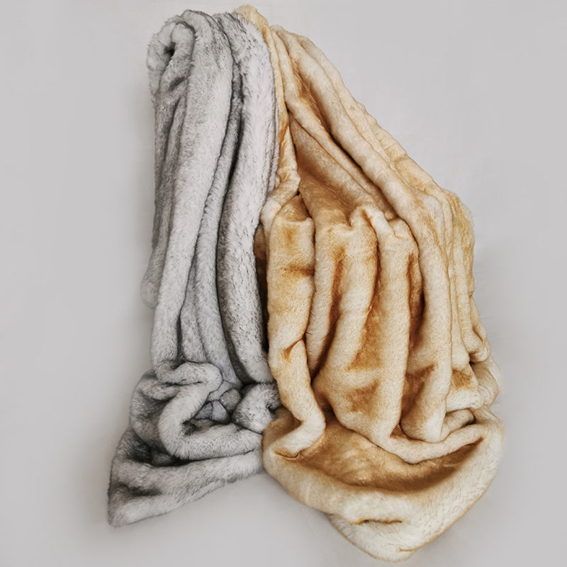 Luxurious Warmth: Faux Silver or Amber Fox Fur Blanket