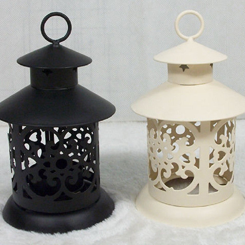 Balcony Glow: European Style Wrought Iron Candle Holder