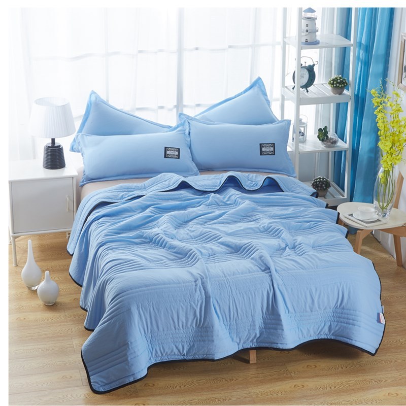 Stay Warm: Pure Warm Winter Balcony Quilt!